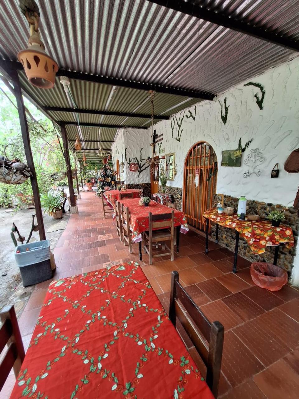 Alojamiento Casa De Campo Los Cactus Villavieja Buitenkant foto